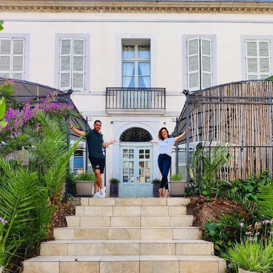 Chambres D'Hotes - Bed And Breakfast Les Palmiers Meze Bagian luar foto