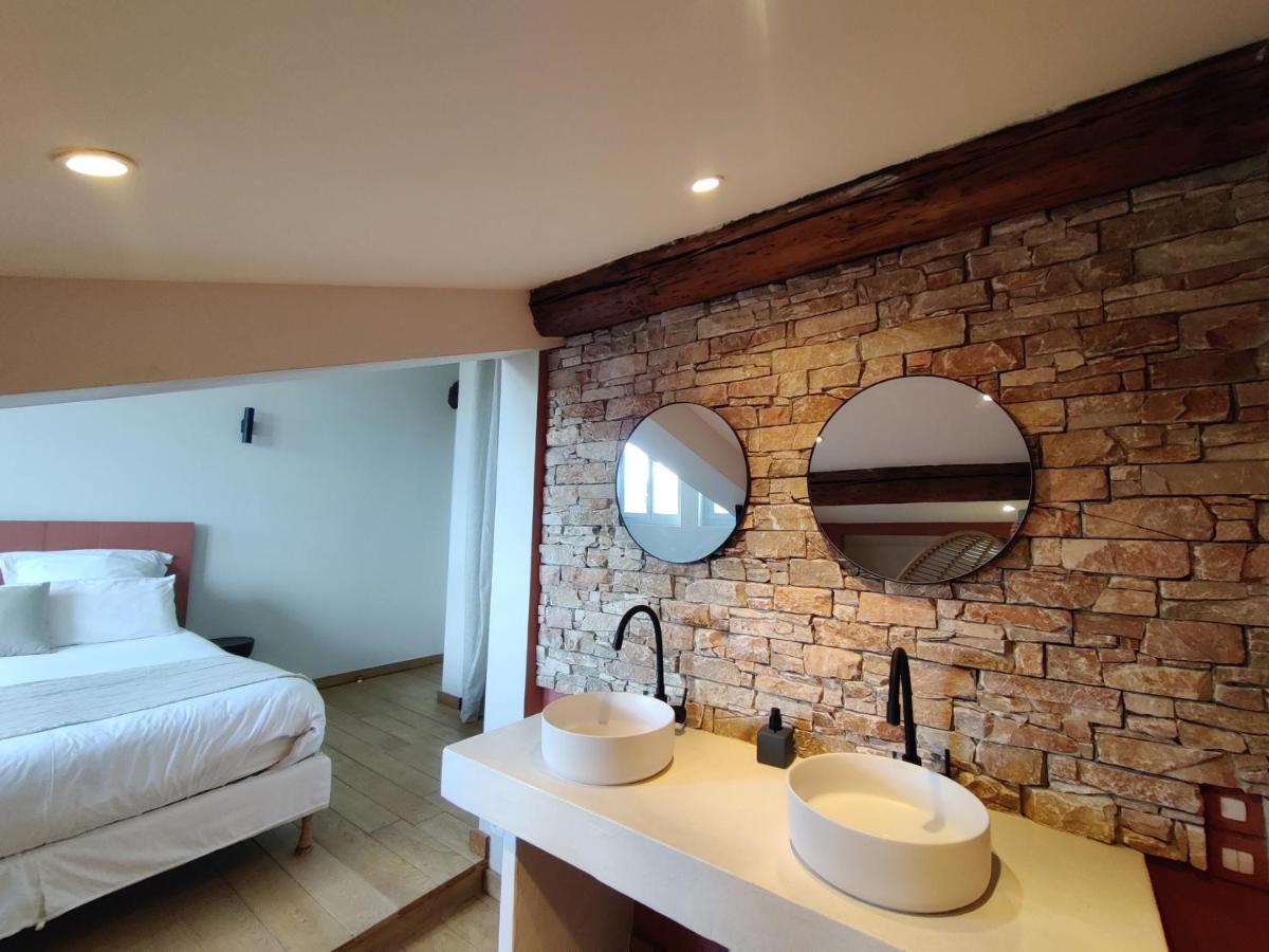 Chambres D'Hotes - Bed And Breakfast Les Palmiers Meze Bagian luar foto